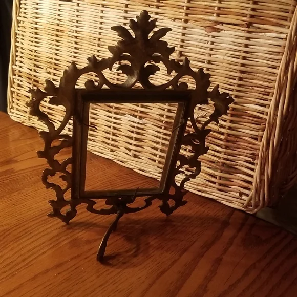 Antique Bronze Brass Multicasted Photograph Frame - Picture 2 of 8